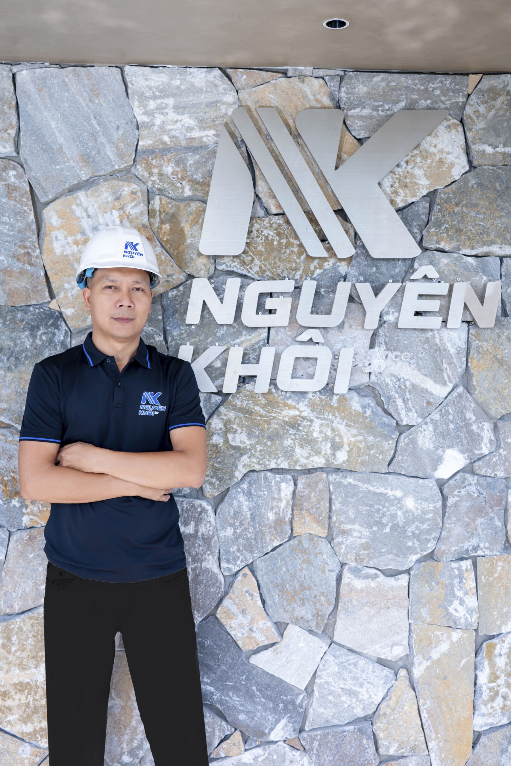 Hình ảnh thi công hồ bơi thực tế - Nguyên Khôi Pool