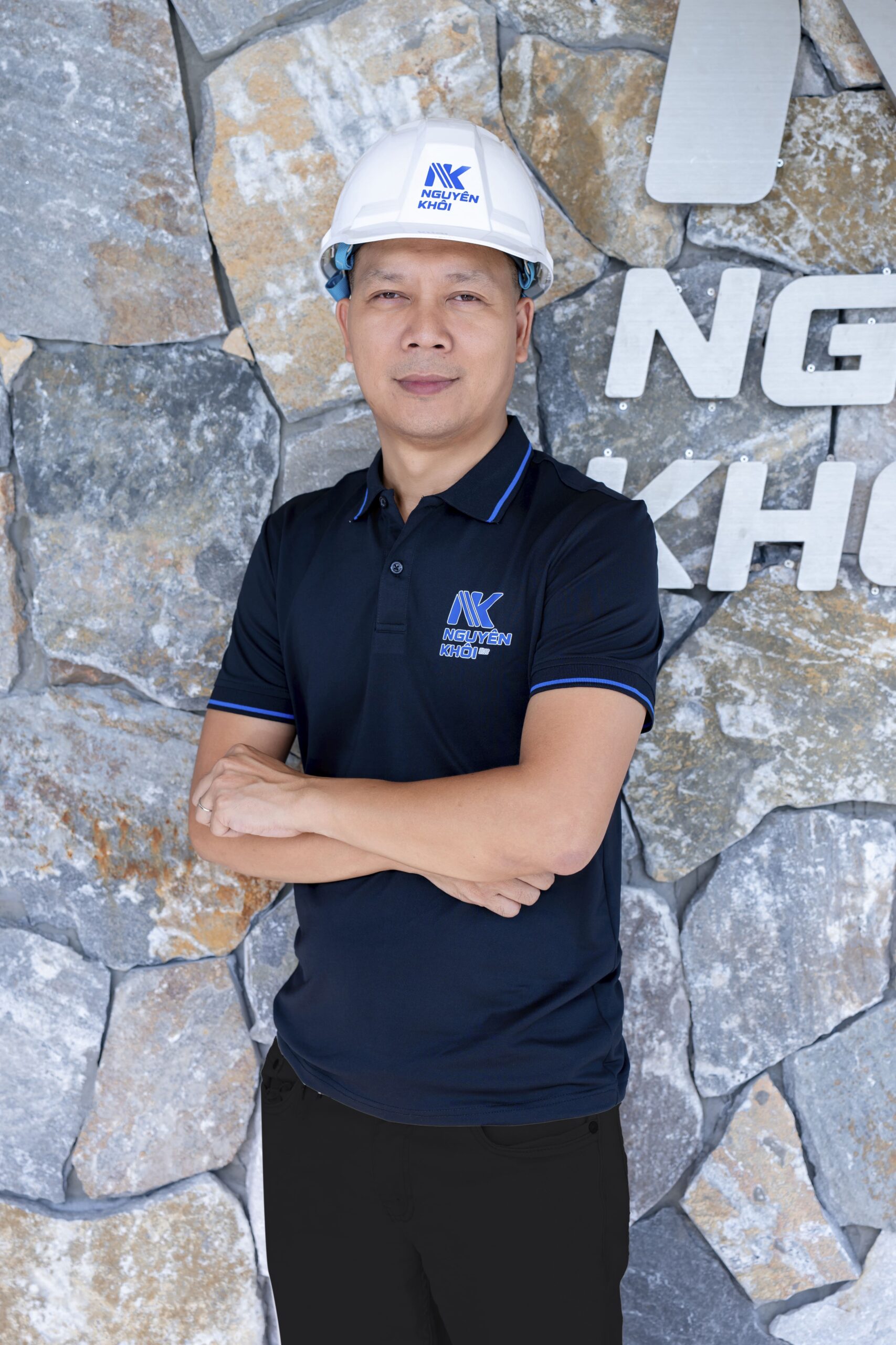 Hình ảnh thi công hồ bơi thực tế - Nguyên Khôi Pool