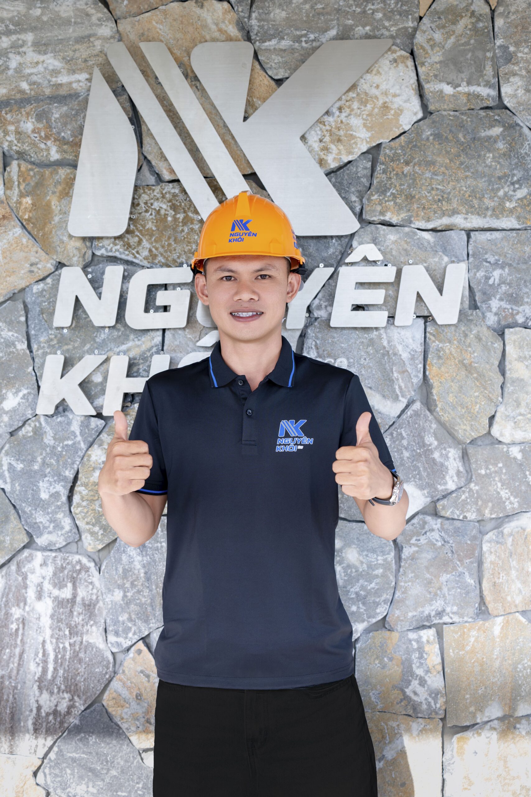 Hình ảnh thi công hồ bơi thực tế - Nguyên Khôi Pool