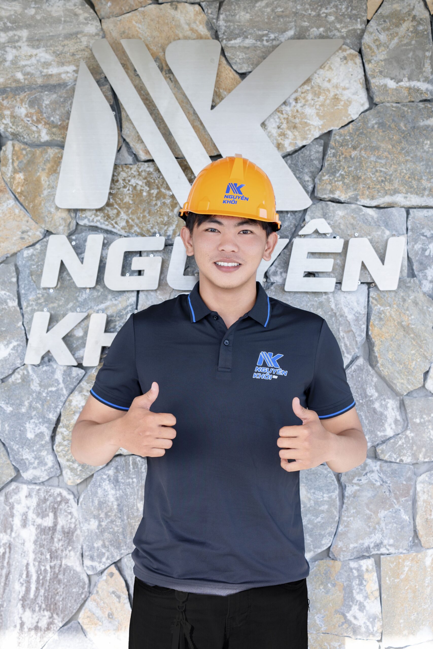 Hình ảnh thi công hồ bơi thực tế - Nguyên Khôi Pool