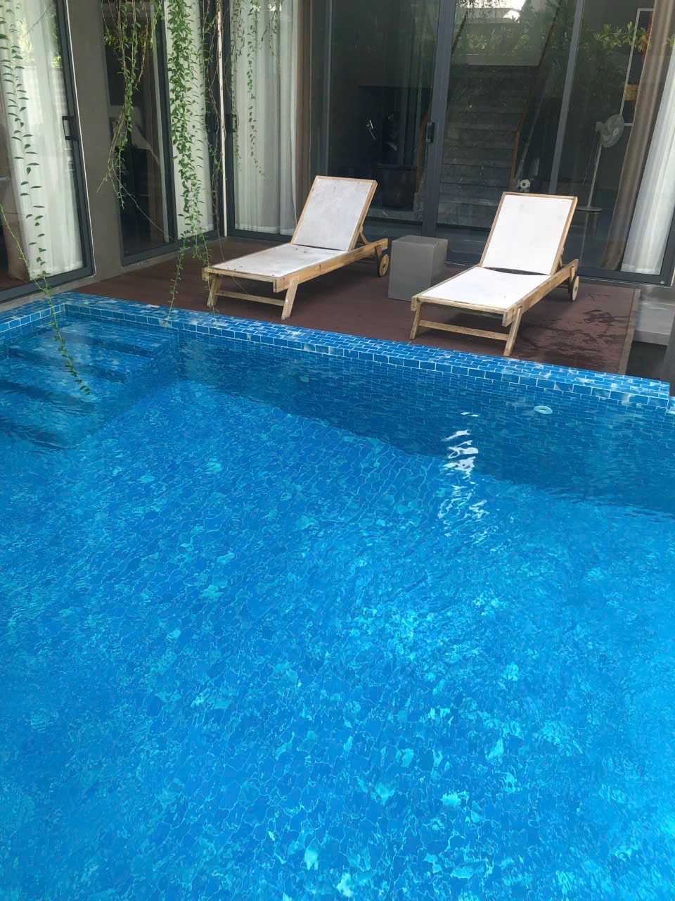 Hồ bơi biệt thự được nâng cấp chống thấm chuyên sâu