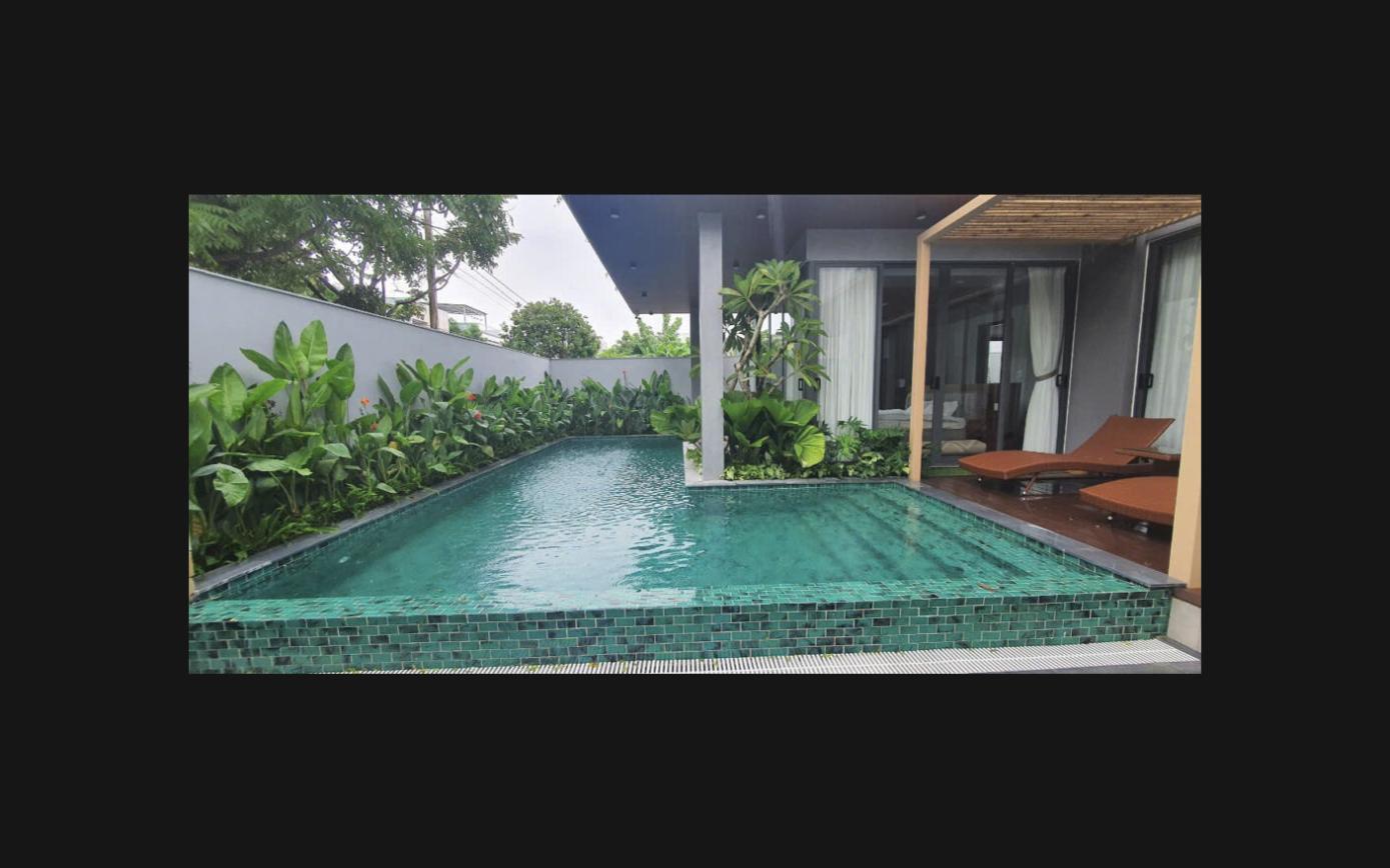 Hình ảnh thi công hồ bơi thực tế - Nguyên Khôi Pool