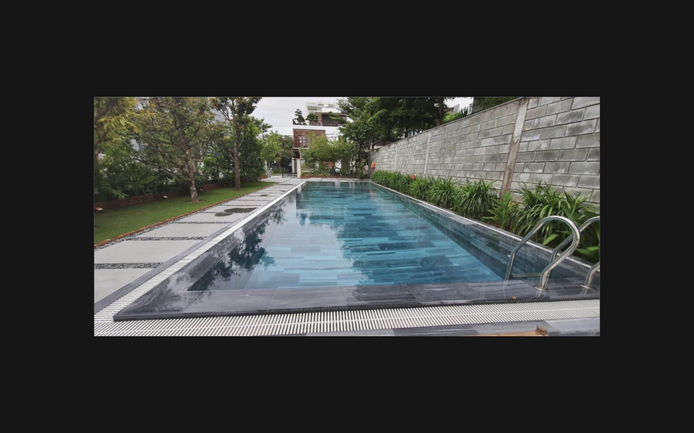 Hình ảnh thi công hồ bơi thực tế - Nguyên Khôi Pool